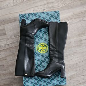 🖤Tory Burch Black Heeled Leather Boots